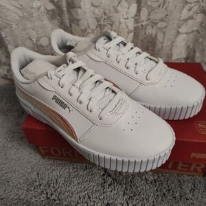 Puma Carina 2.0 Holo Sneakers Youth/Junior Size 5.5